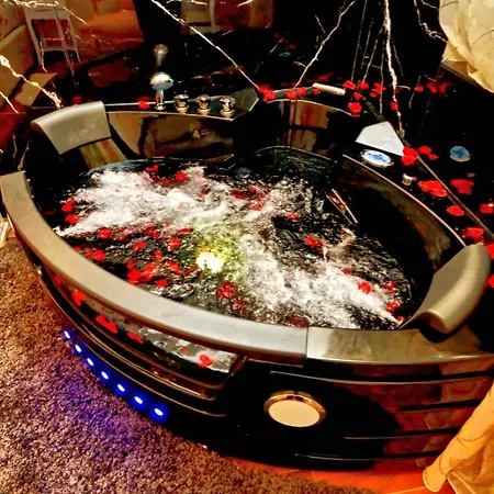 Apartment L&s Jacuzzi *